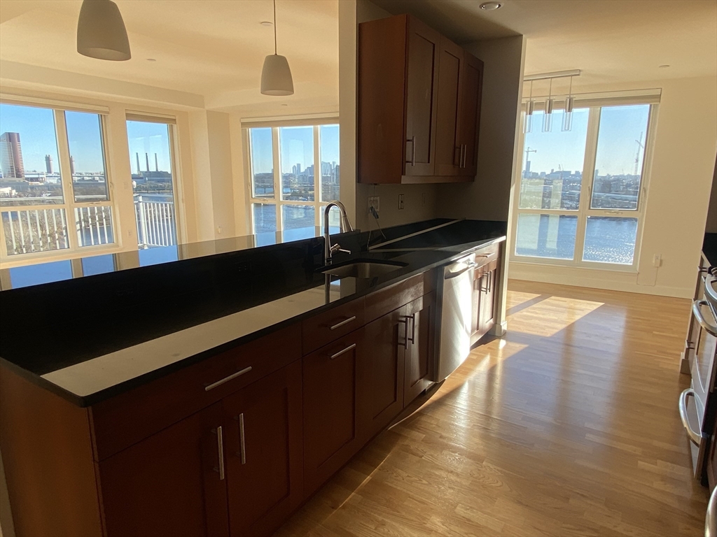 100 Station Landing, Medford