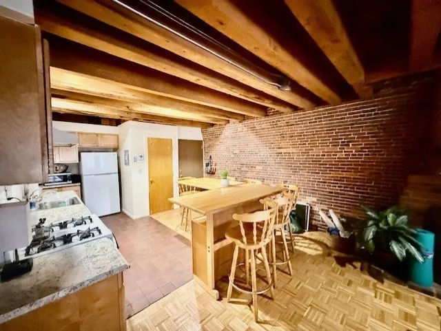 57 Fulton St, North End