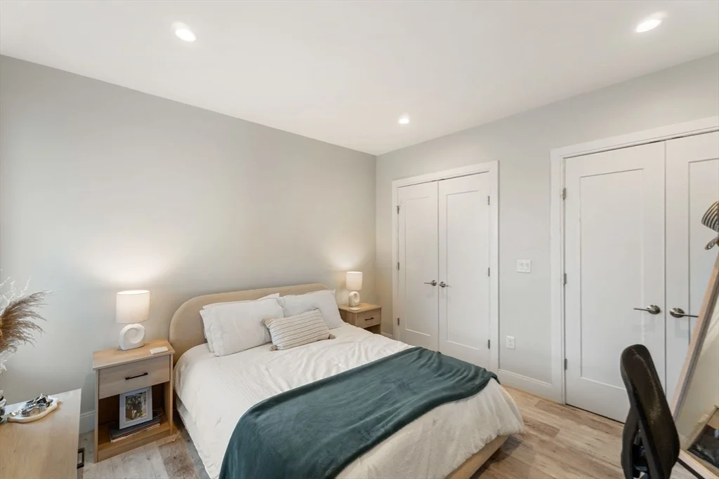 1457 Tremont St, Mission Hill