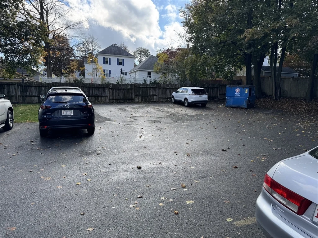 286 South Main St, Bradford