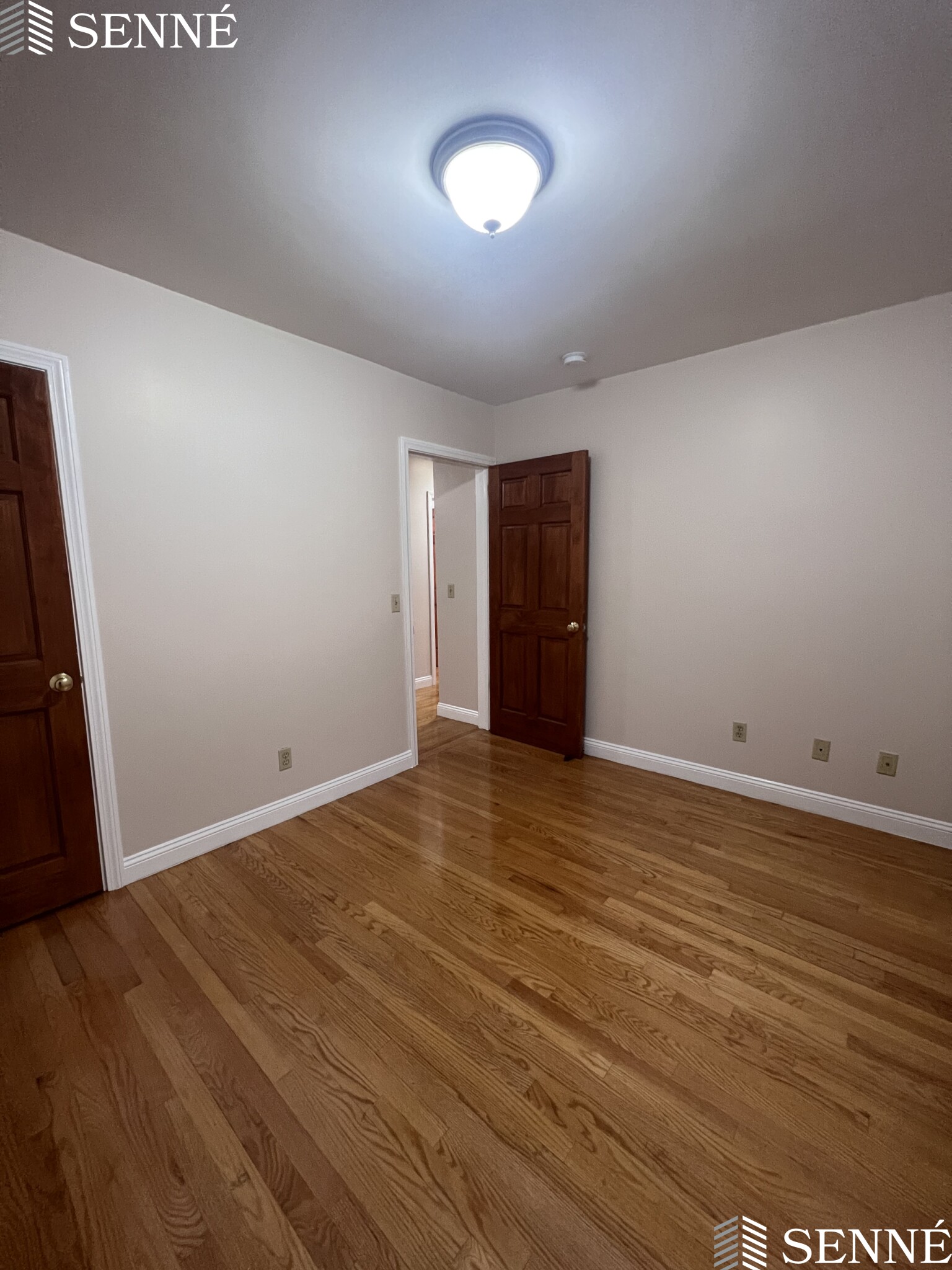 275 Putnam Ave, Riverside