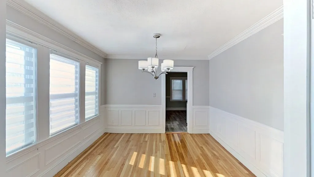 75 Forest Hills St, Jamaica Plain