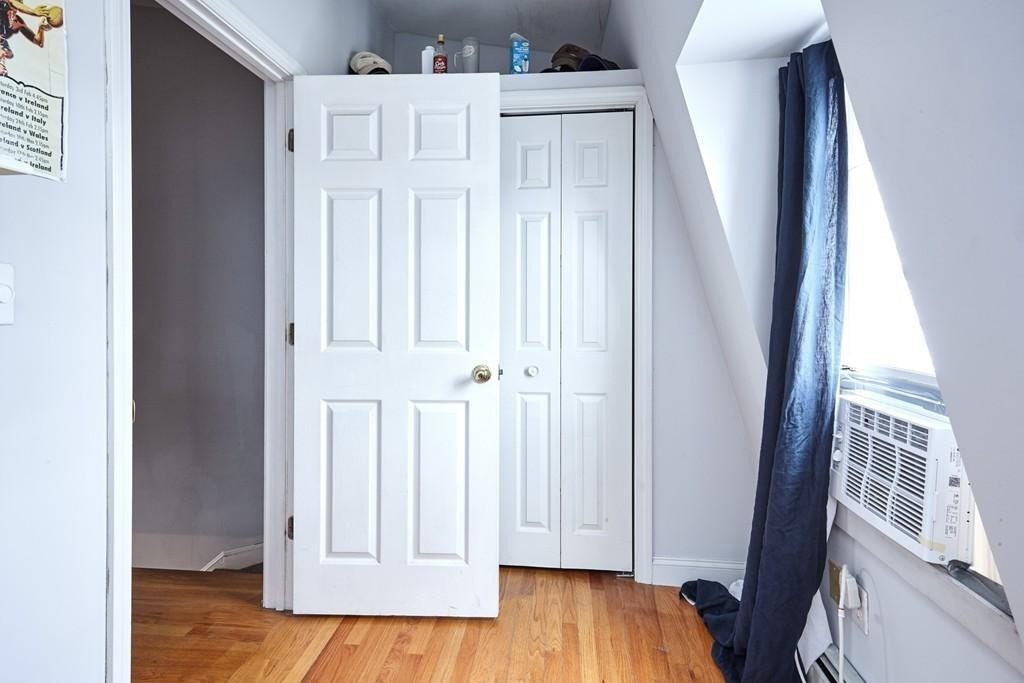 86 W 3rd St, South Boston