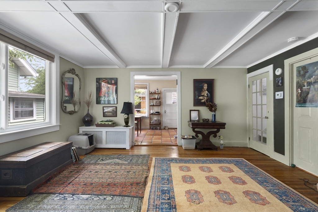 15 Herbert Rd, Quincy