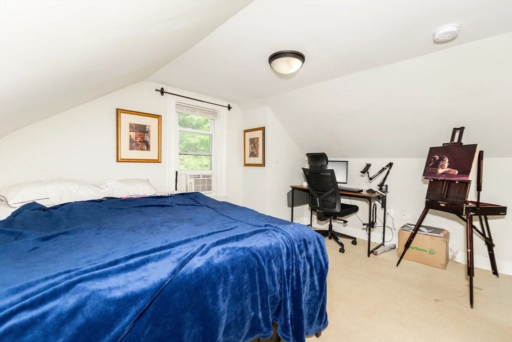 214R Harvard St, Central Square