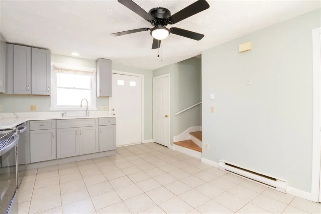 71 Norton St, South Attleboro