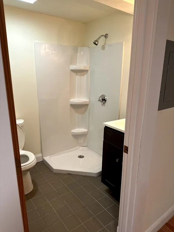 300 Main St, Southbridge