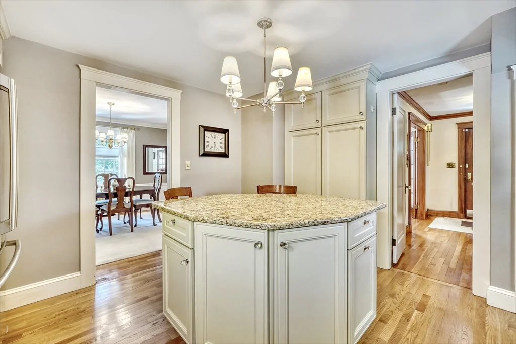 46 Goss Ave, Melrose