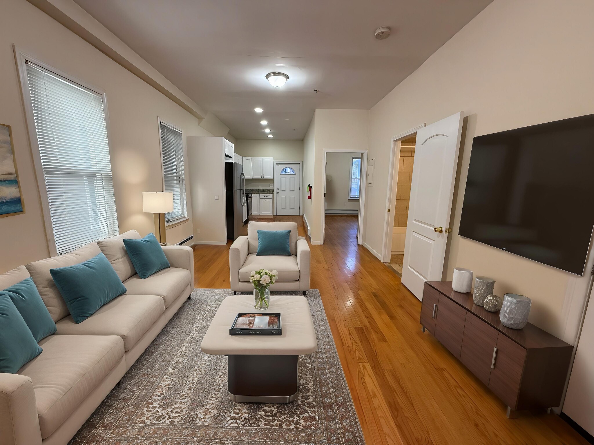 16 Chelsea St, East Boston