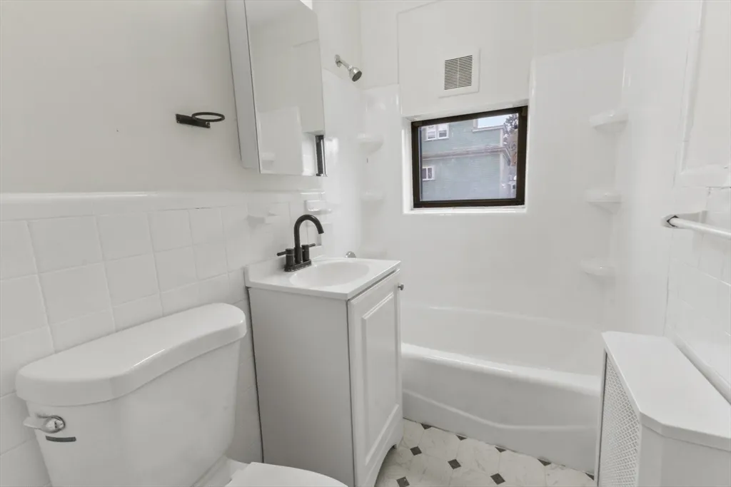 38-40 Cedar St, Worcester