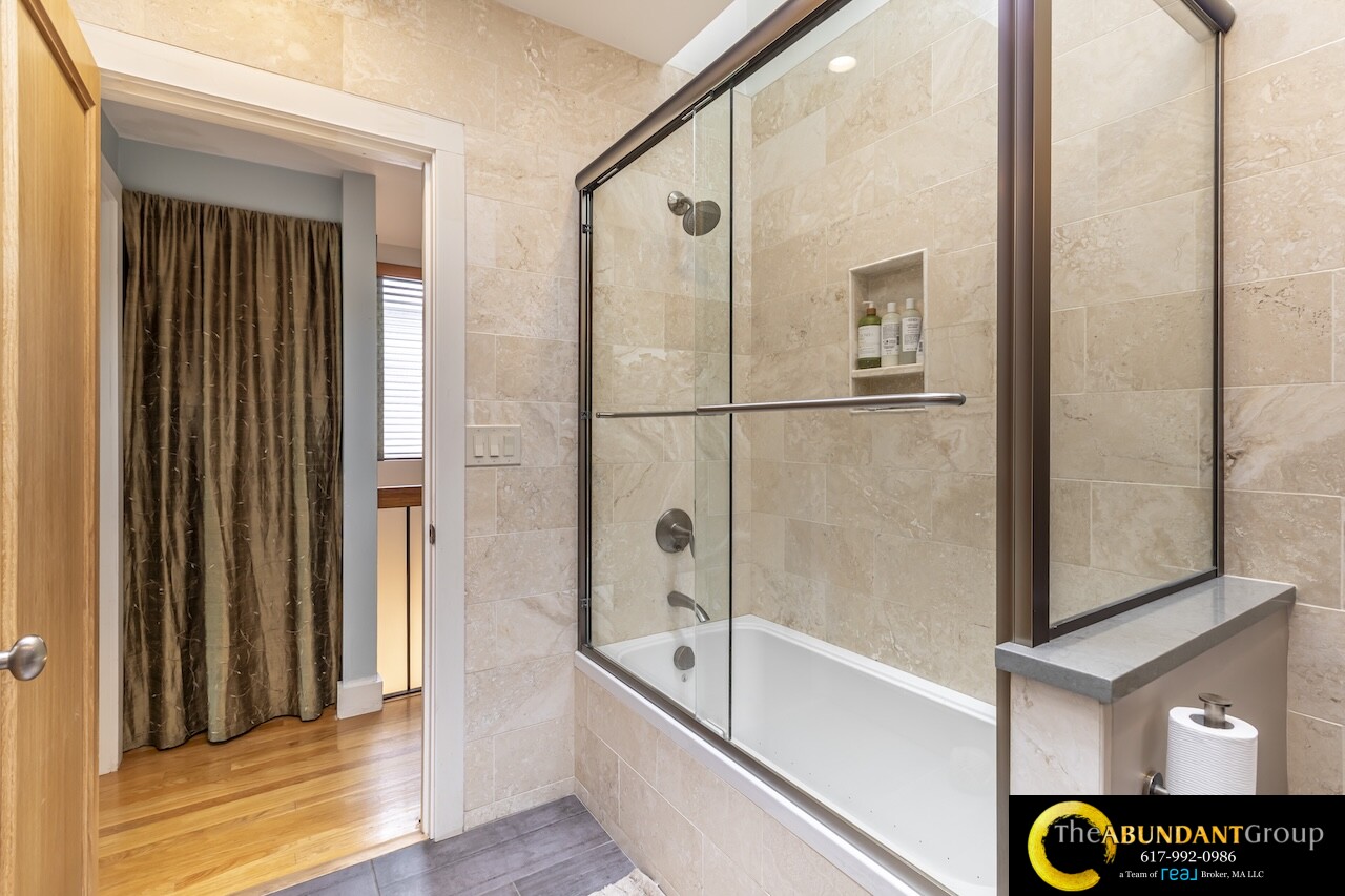 54 Trowbridge St, Mid-Cambridge