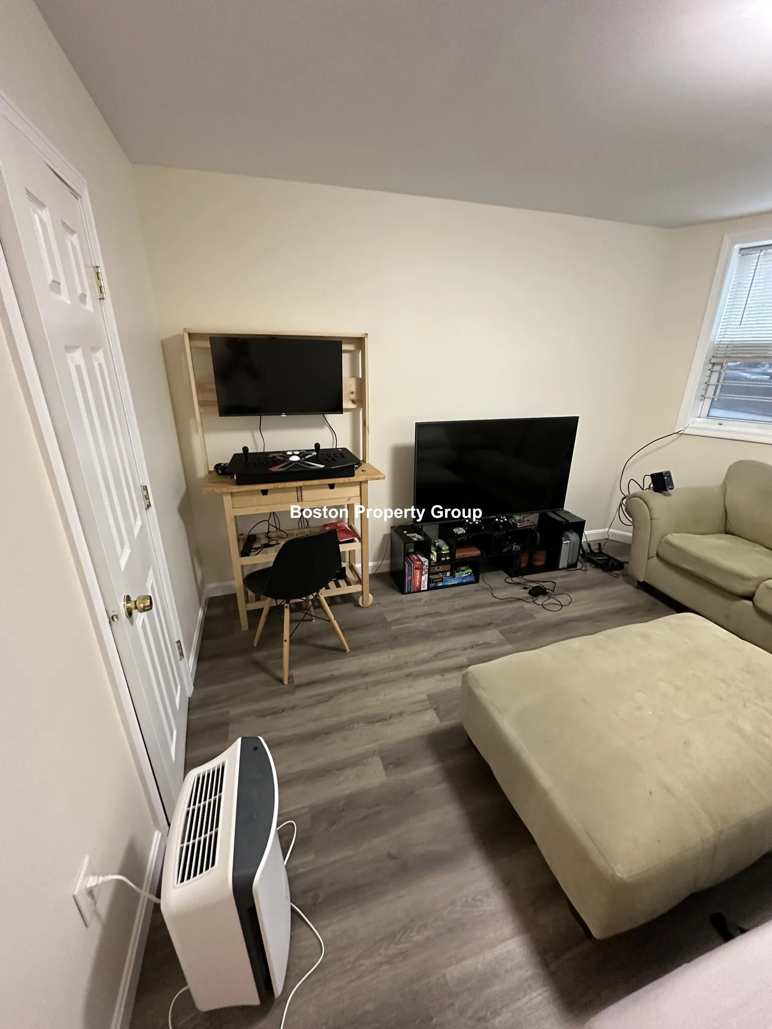 29 Lambert St, Roxbury