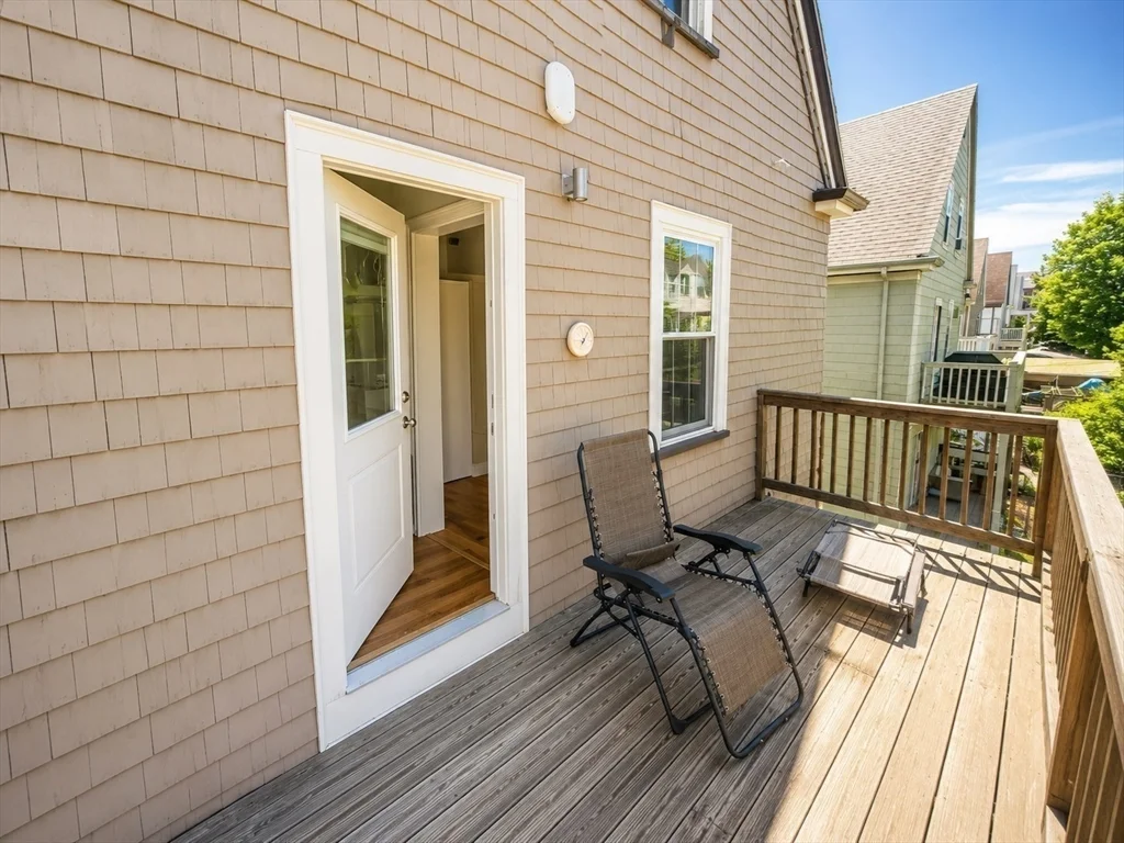 94 Josephine Ave, Ball Square