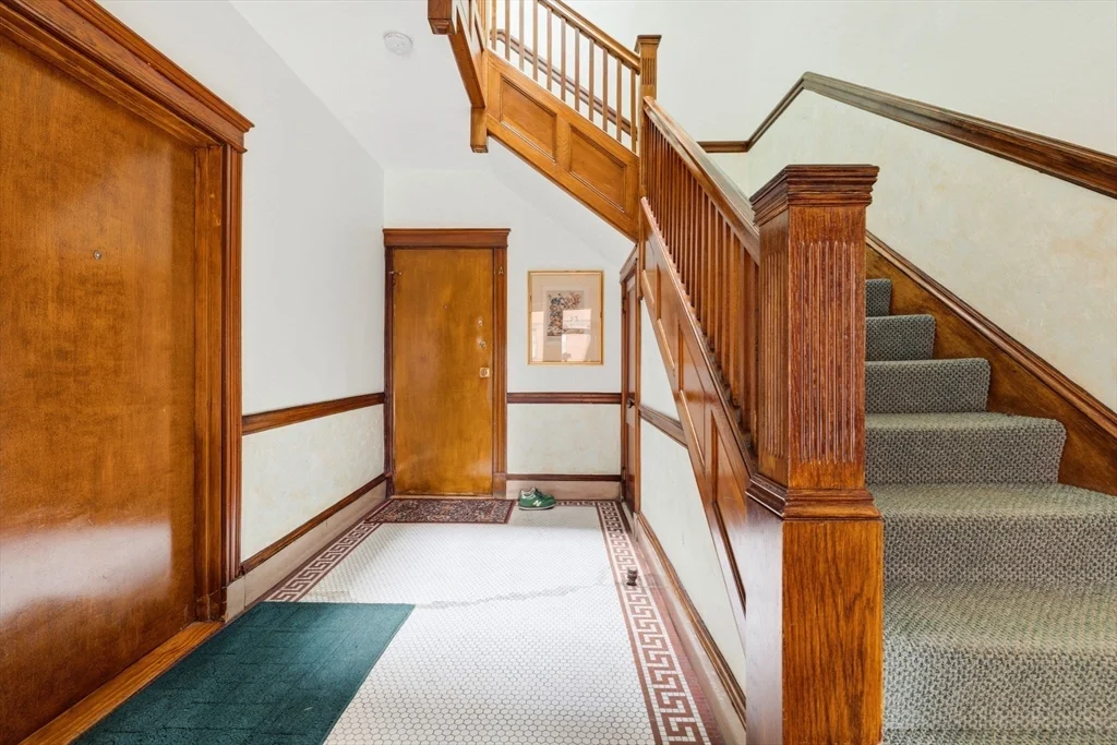 73 Parkman St, Coolidge Corner