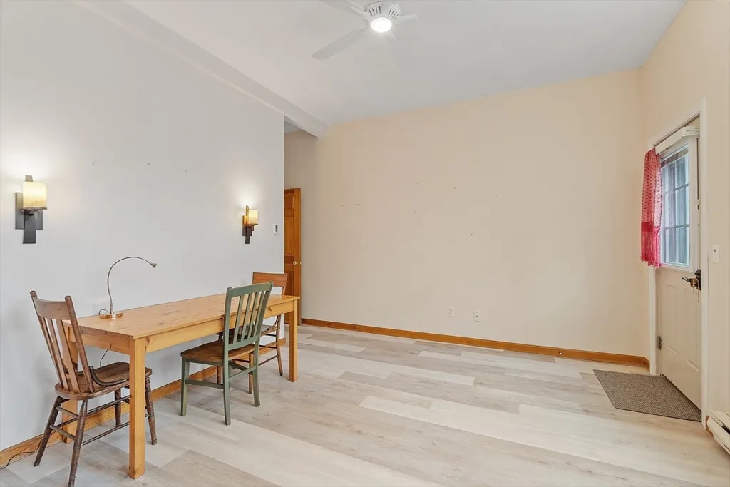 105 Granite St, Rockport