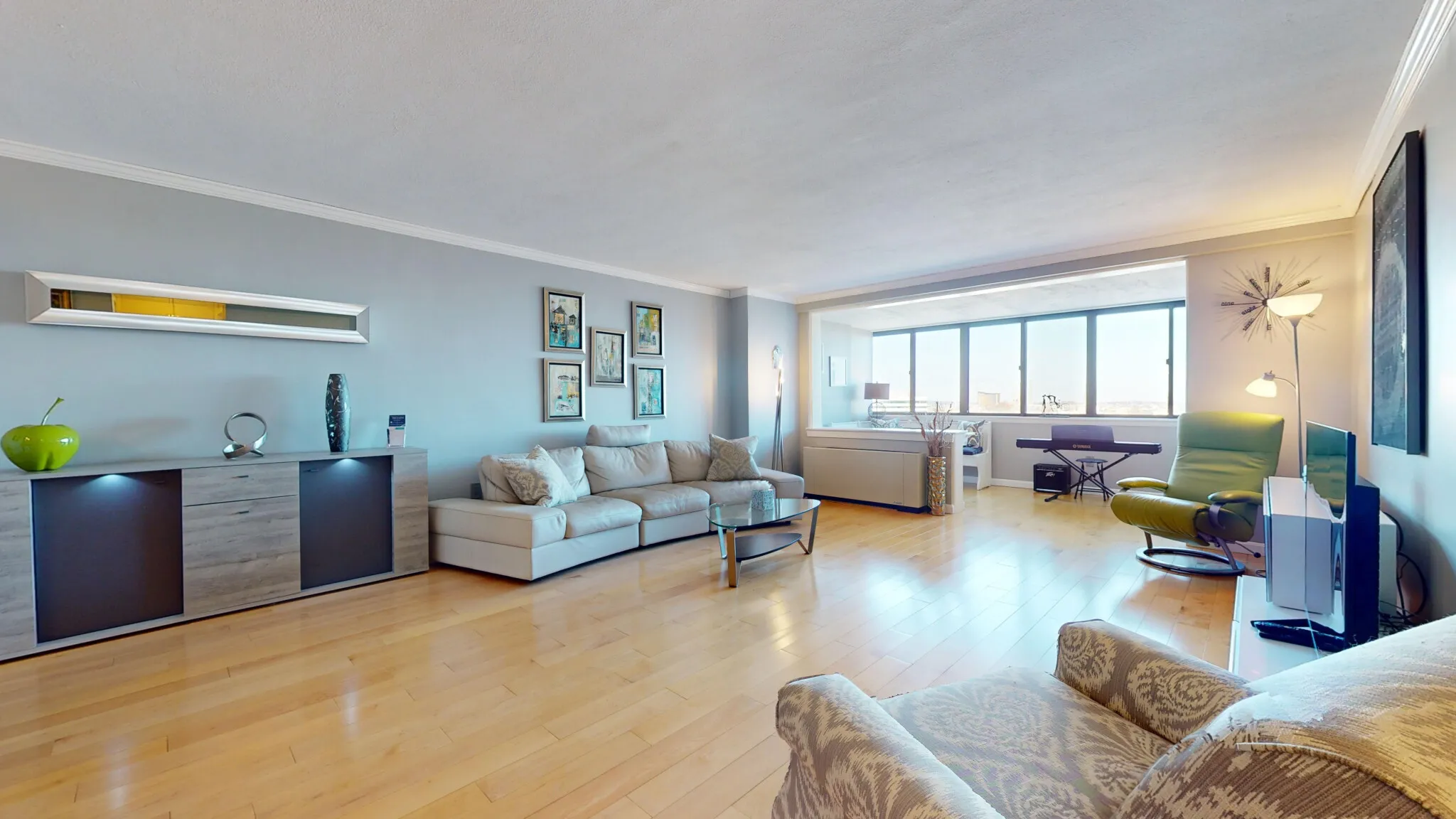 8 Whittier Pl, West End