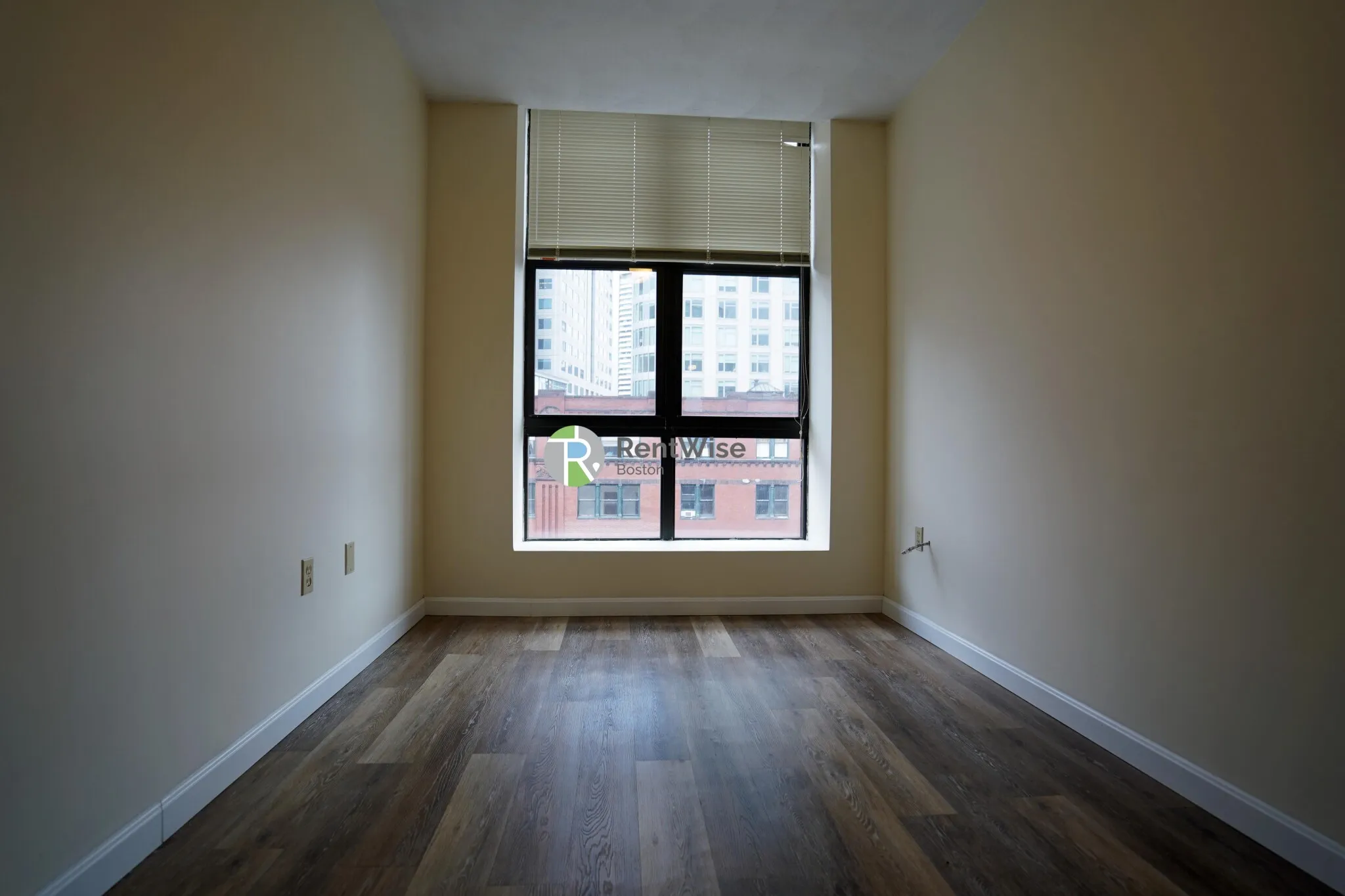 81 Essex St, Chinatown