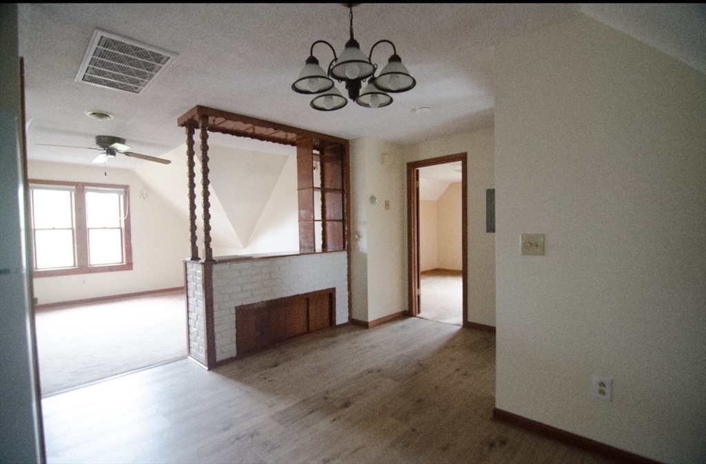 669 Westminster Hill Rd, Fitchburg