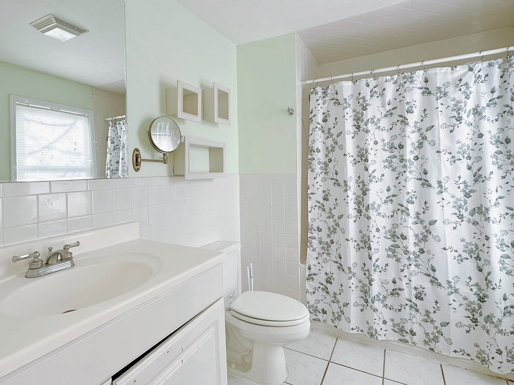 3 bed, 1.5 bath apartment for rent at 32 Valentine Unit SFH, Arlington — photo 12 of 16