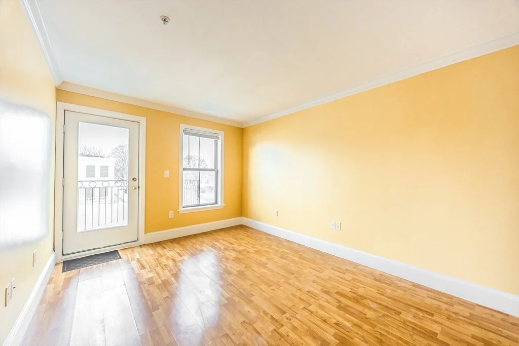 426 Mount Hope St, North Attleboro