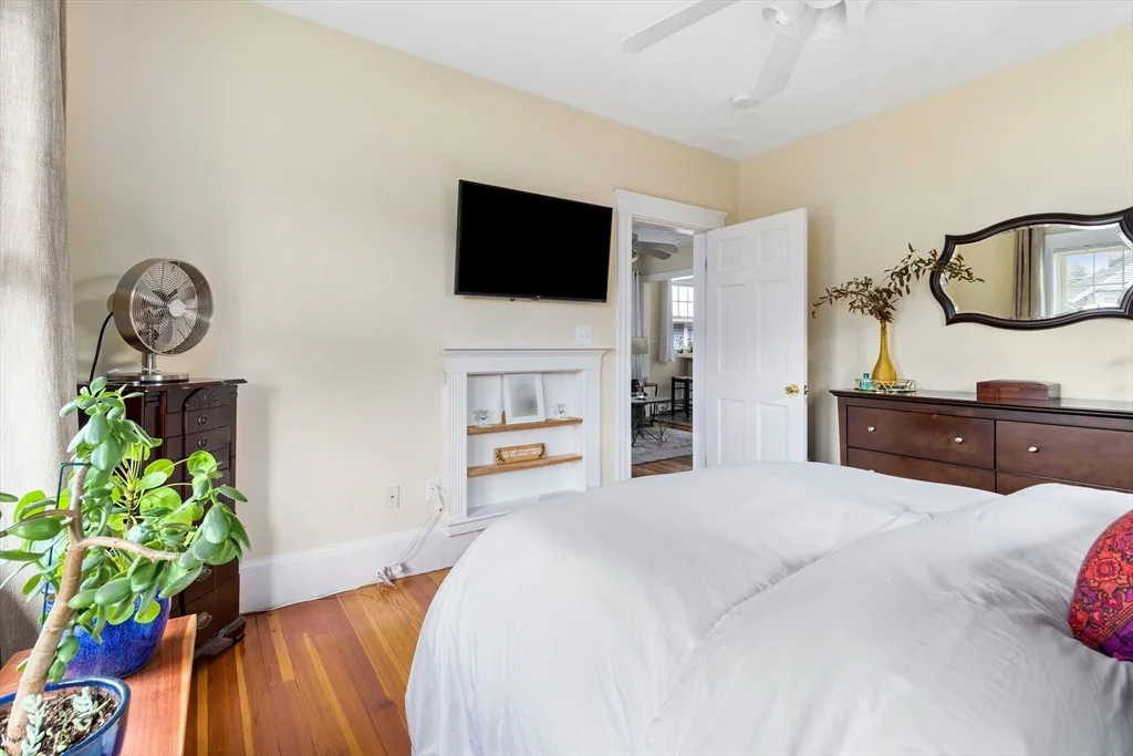 69 Orchard, Medford Hillside