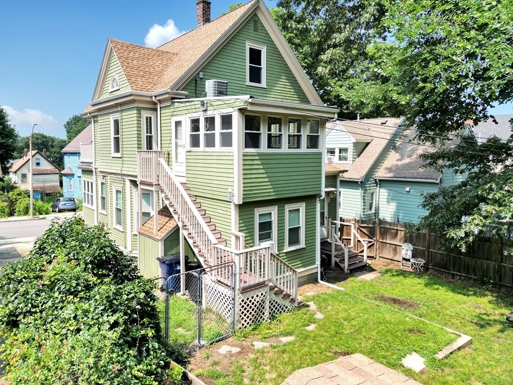 15 Knoll, Roslindale