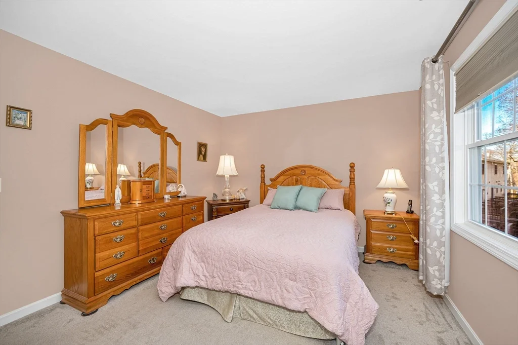 262 Littleton Rd, Chelmsford