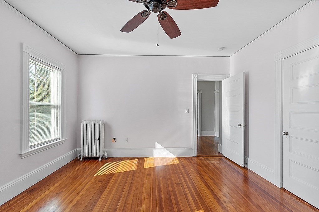 733 Hale St, Beverly Farms