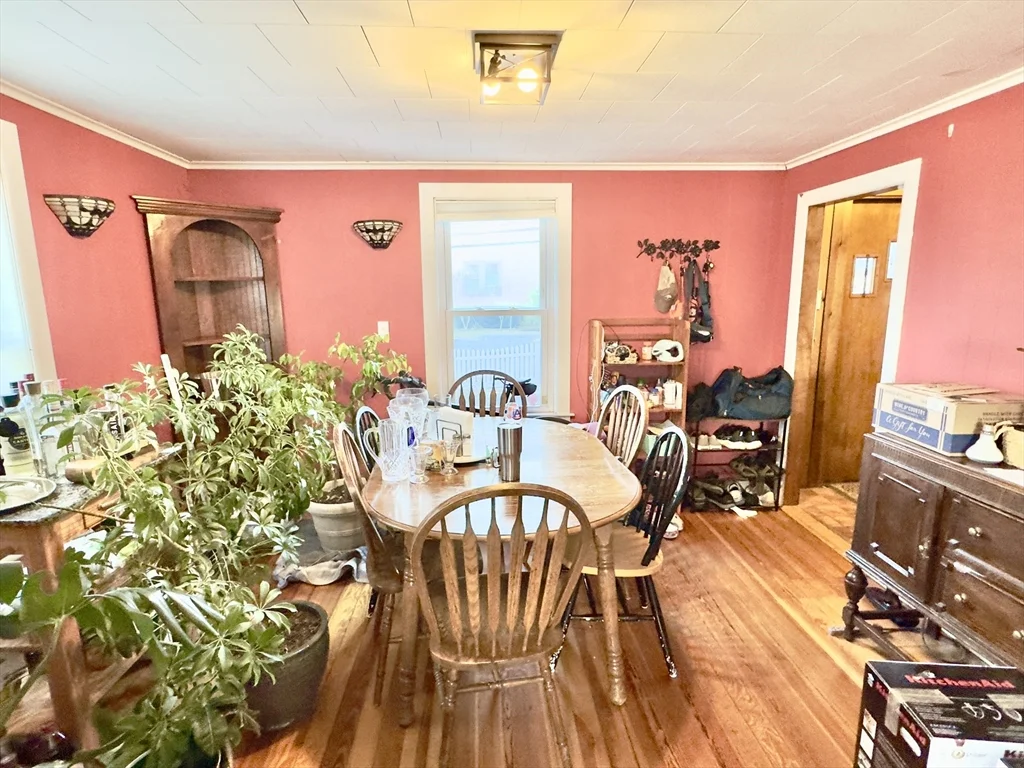 8 Fox Point, Dorchester