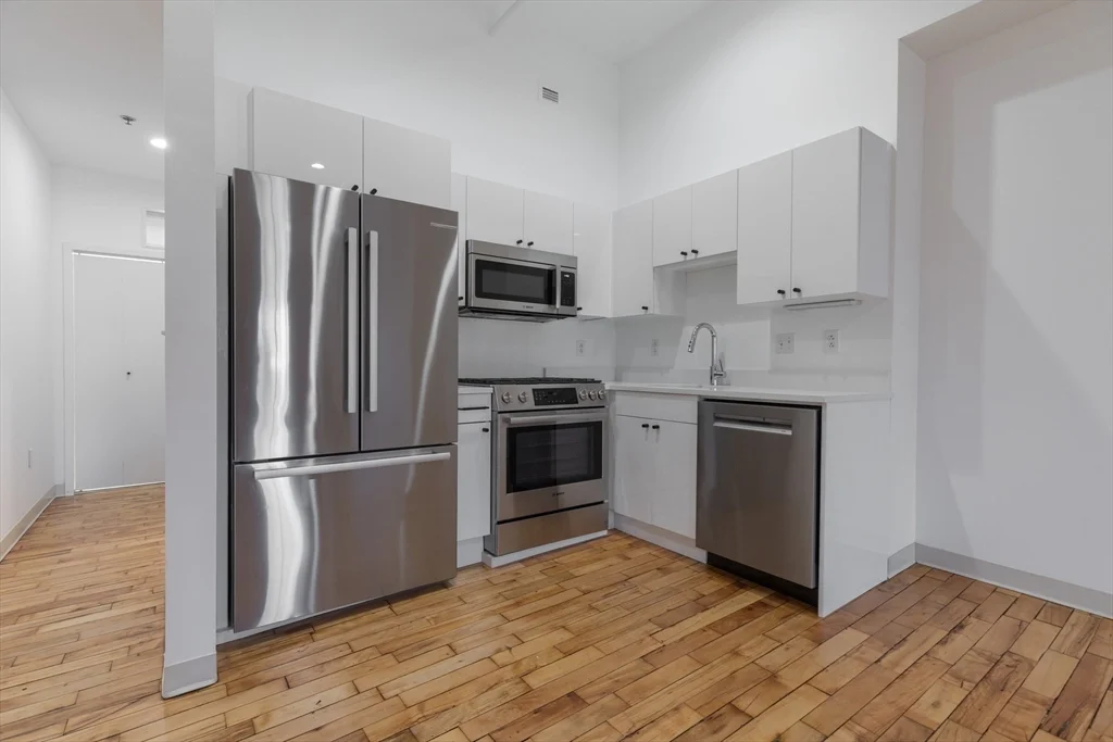 70-72 Northampton St, South End