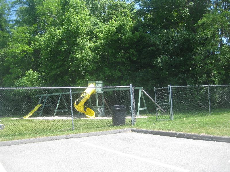 35 Westgate Rd, Chestnut Hill