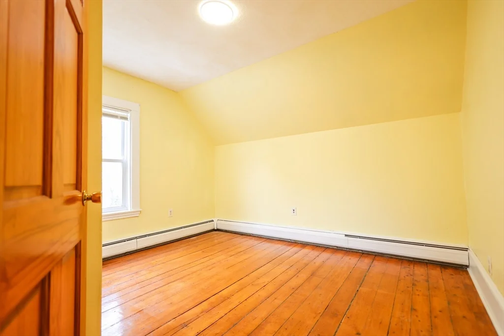 12 Nelson St , Ma 02169, Quincy