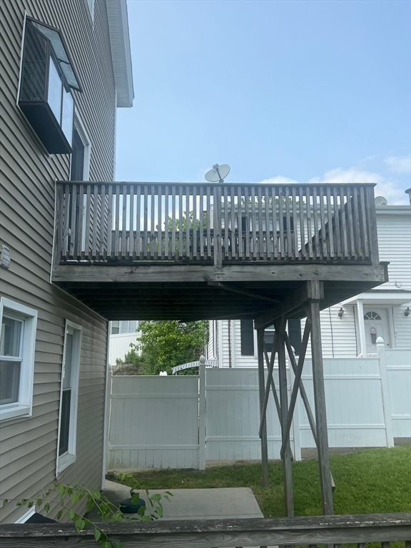 31 Hanover, Fall River