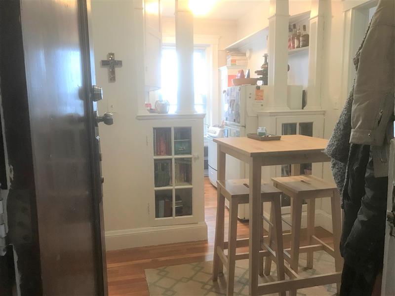 11 Gray St, Neighborhood Nine