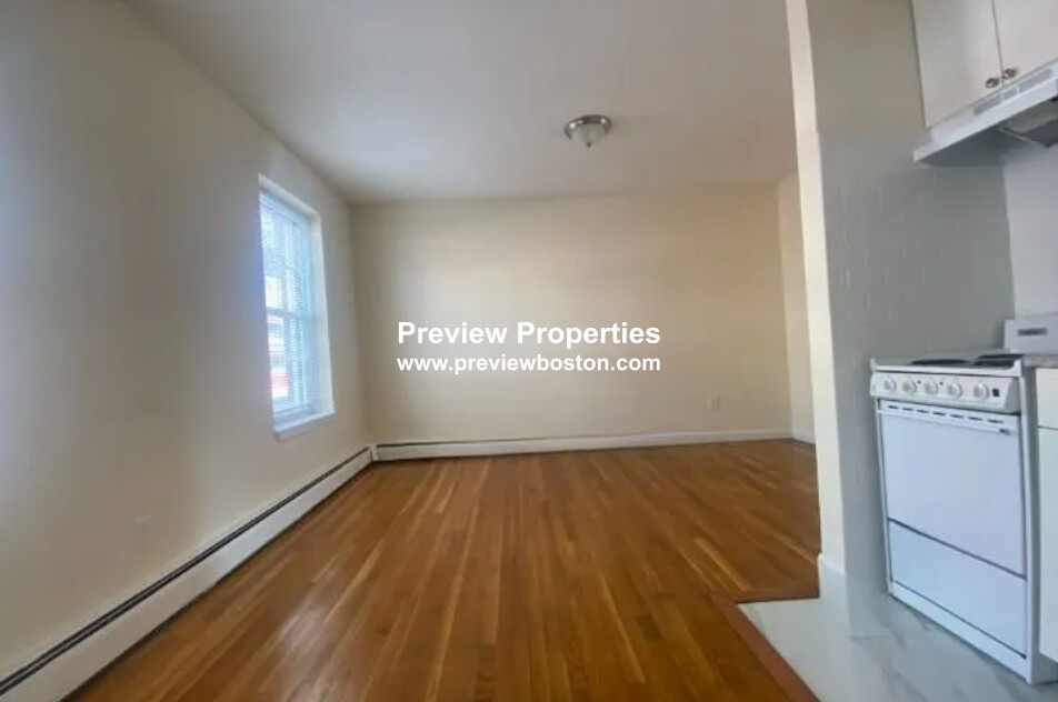 180 North Beacon St, Brighton