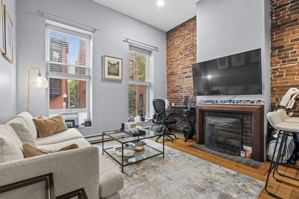 19 Milford St, South End