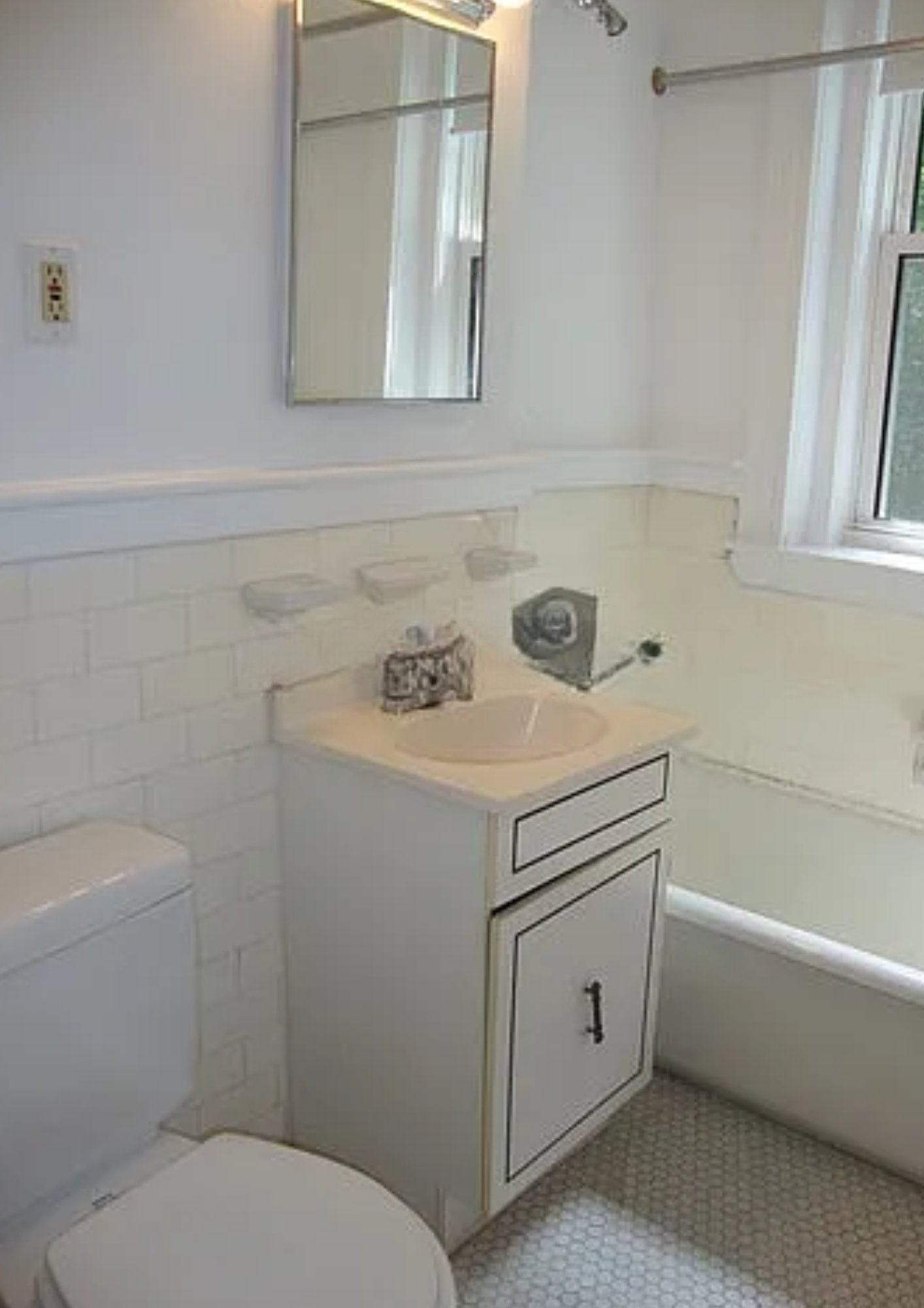 22 Chauncy St, Neighborhood Nine