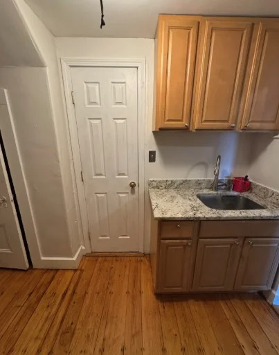 30 Academy Hill Rd, Brighton