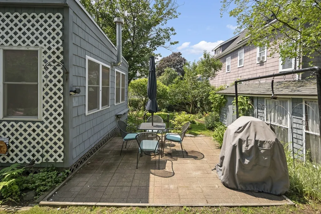 38 Spring, Spring Hill