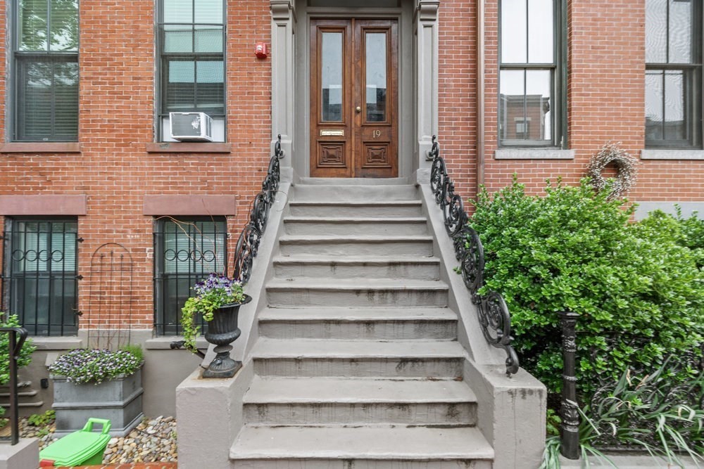 19 Milford St, South End