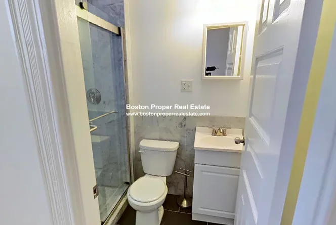 51 Massachusetts Ave, Back Bay