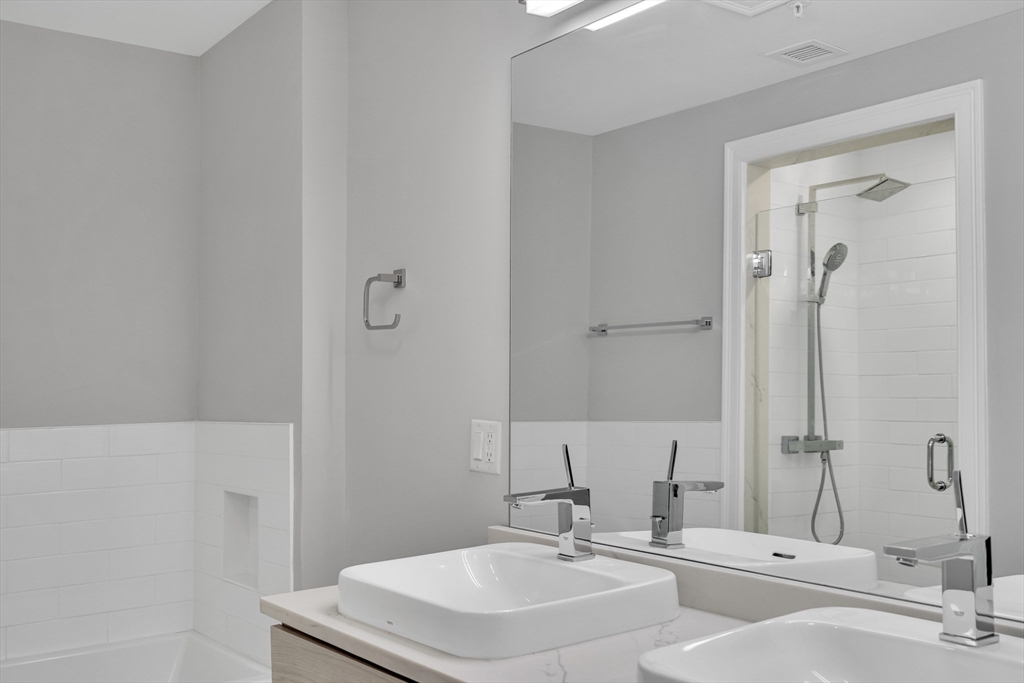 771-781 Harrison Ave, South End