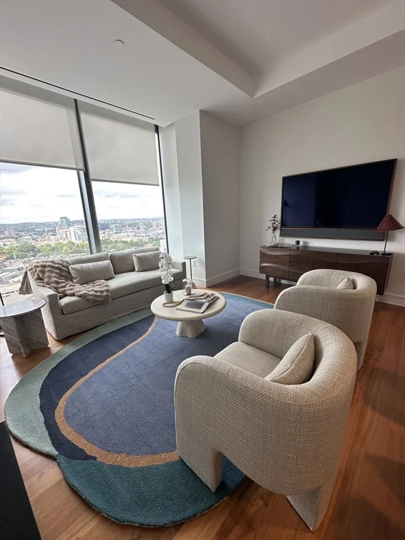 1 Dalton St, Back Bay