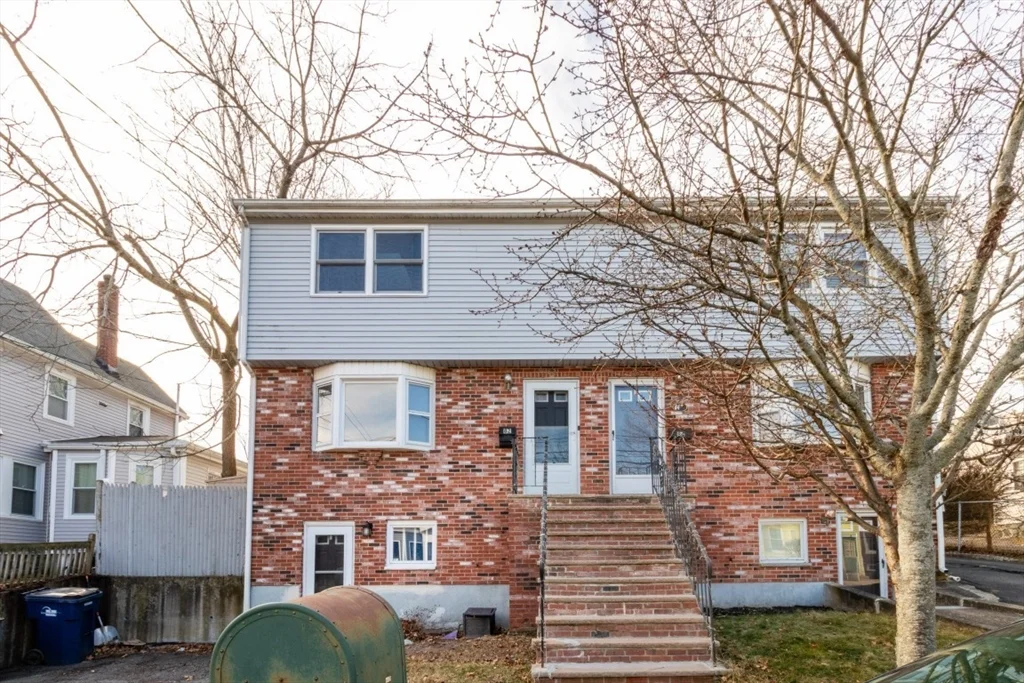 82 Glendower Rd, Roslindale
