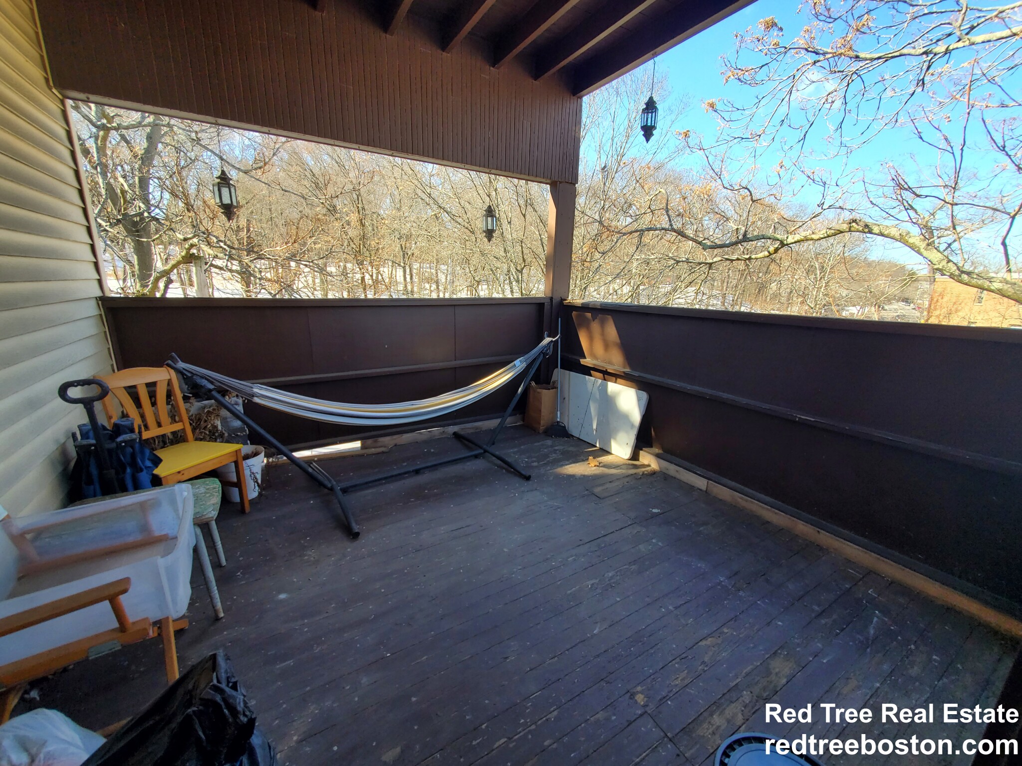 385 Pond Ave, Brookline