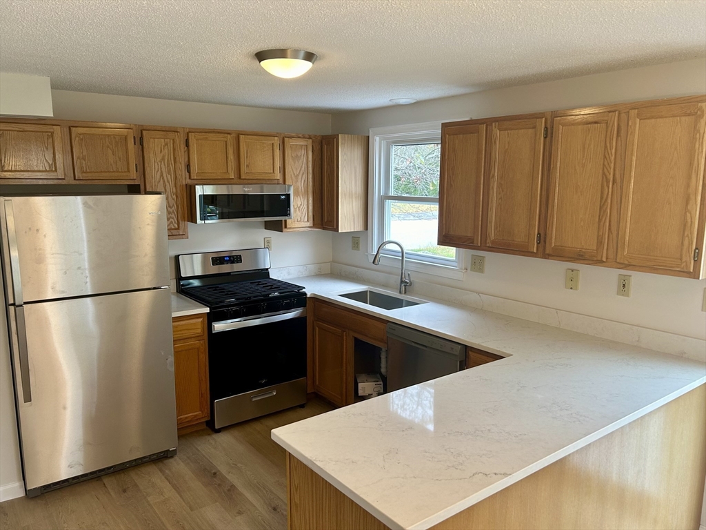 47 Wyman Rd, Collinsville