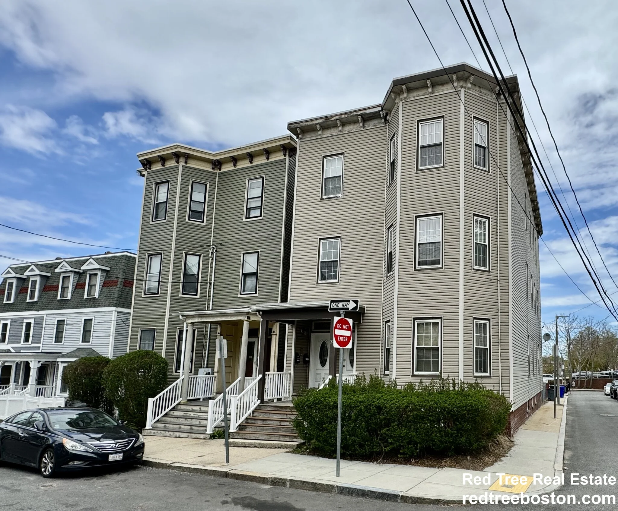 22 Elmore St, Roxbury