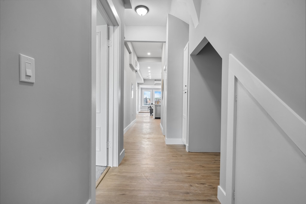 390 Meridian St, Central Square