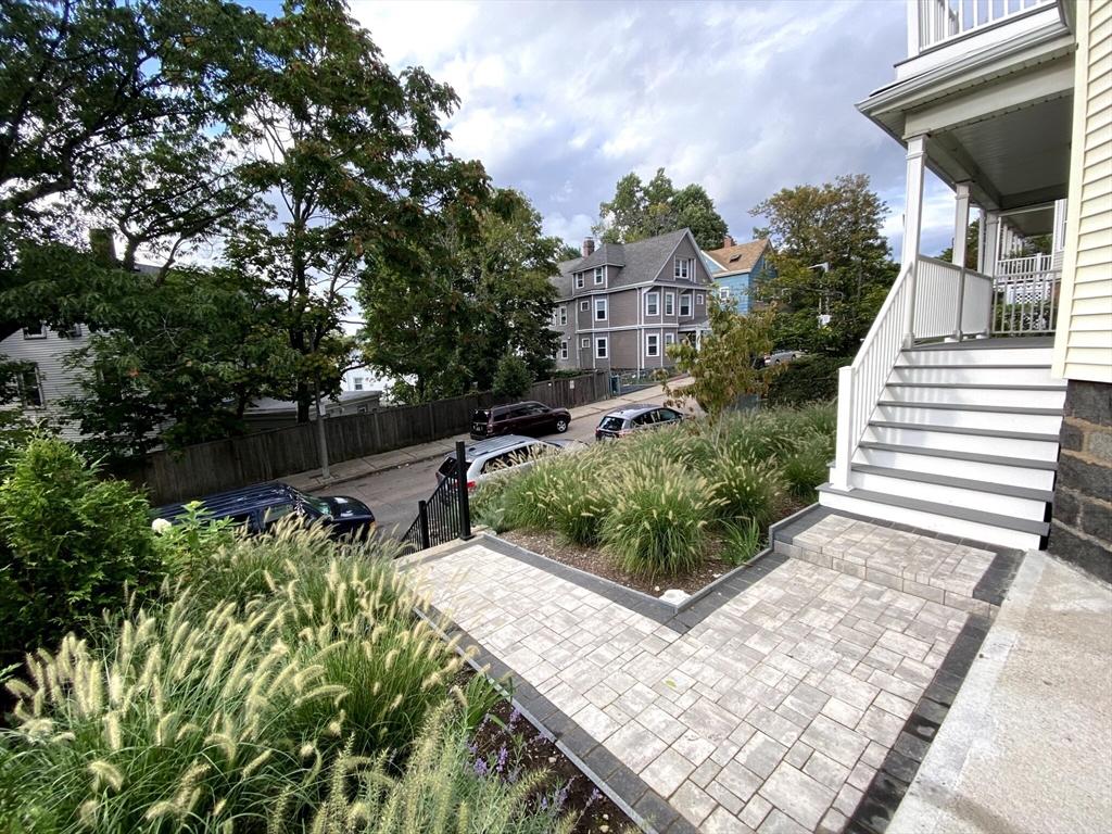 7 Wenham, Jamaica Plain