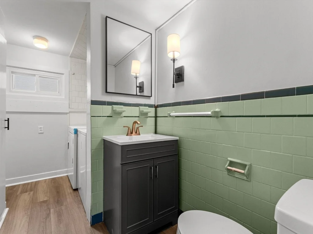 28 Crestview Dr, Westborough